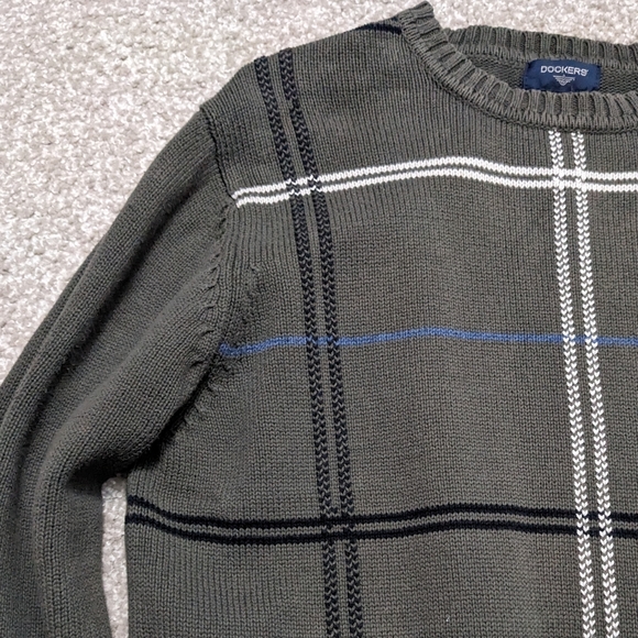 Dockers 100% cotton grey plaid crewneck pullover sweater (flawed) - Picture 2 of 14